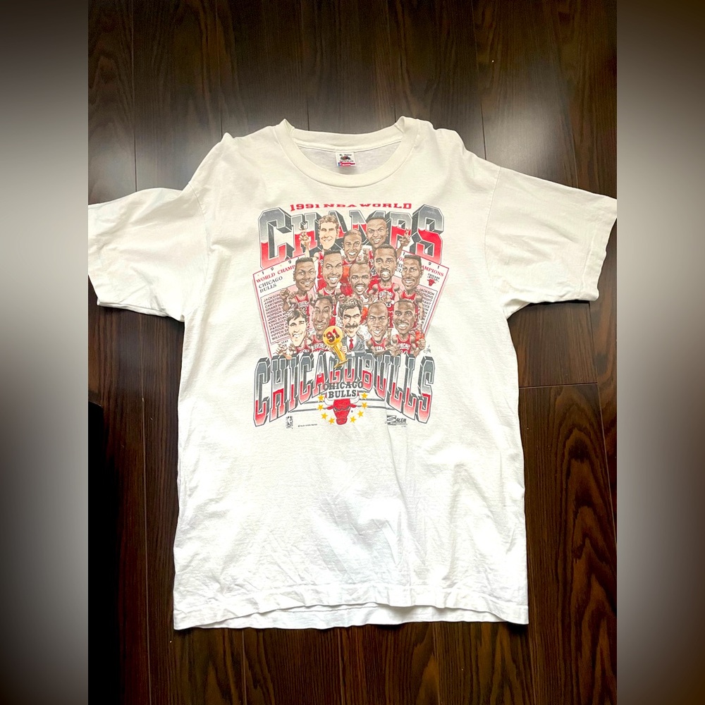 SALEM Vintage Chicago Bulls 1991
NBA World Champions Shirt Sz XL